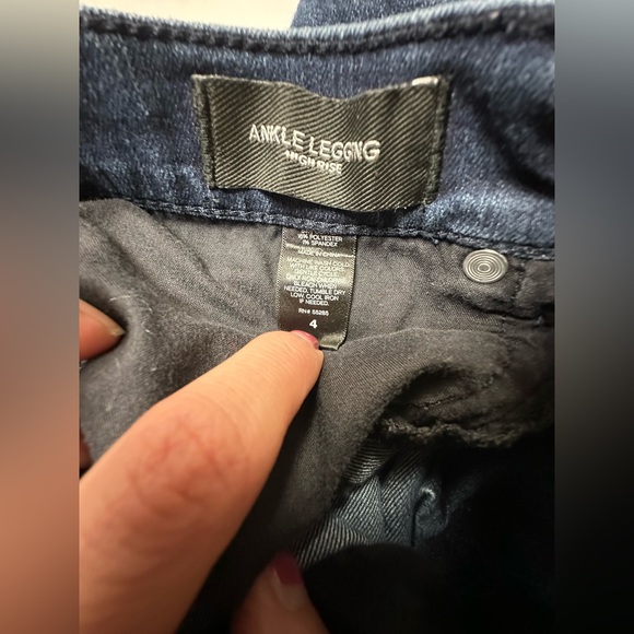 Women's Express Size 4 Jean Bundle - Picture 11 of 11